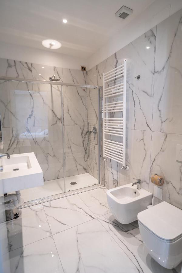 Hotel Globo Suite-Correnti Hotels San Remo Zewnętrze zdjęcie
