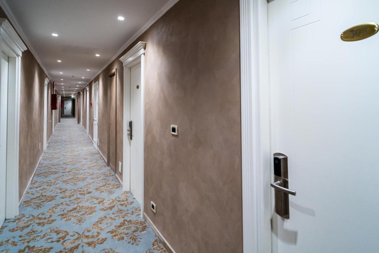 Hotel Globo Suite-Correnti Hotels San Remo Zewnętrze zdjęcie
