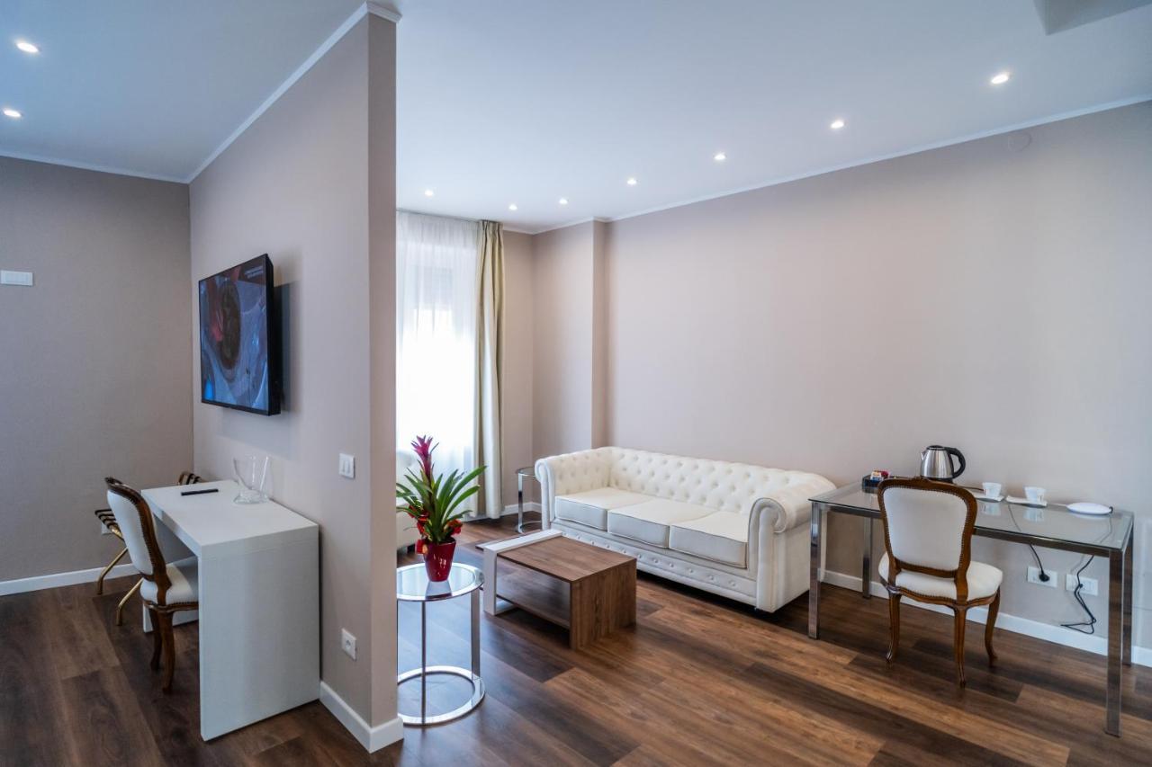 Hotel Globo Suite-Correnti Hotels San Remo Zewnętrze zdjęcie