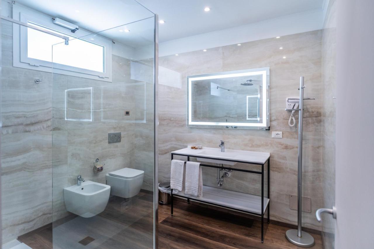 Hotel Globo Suite-Correnti Hotels San Remo Zewnętrze zdjęcie