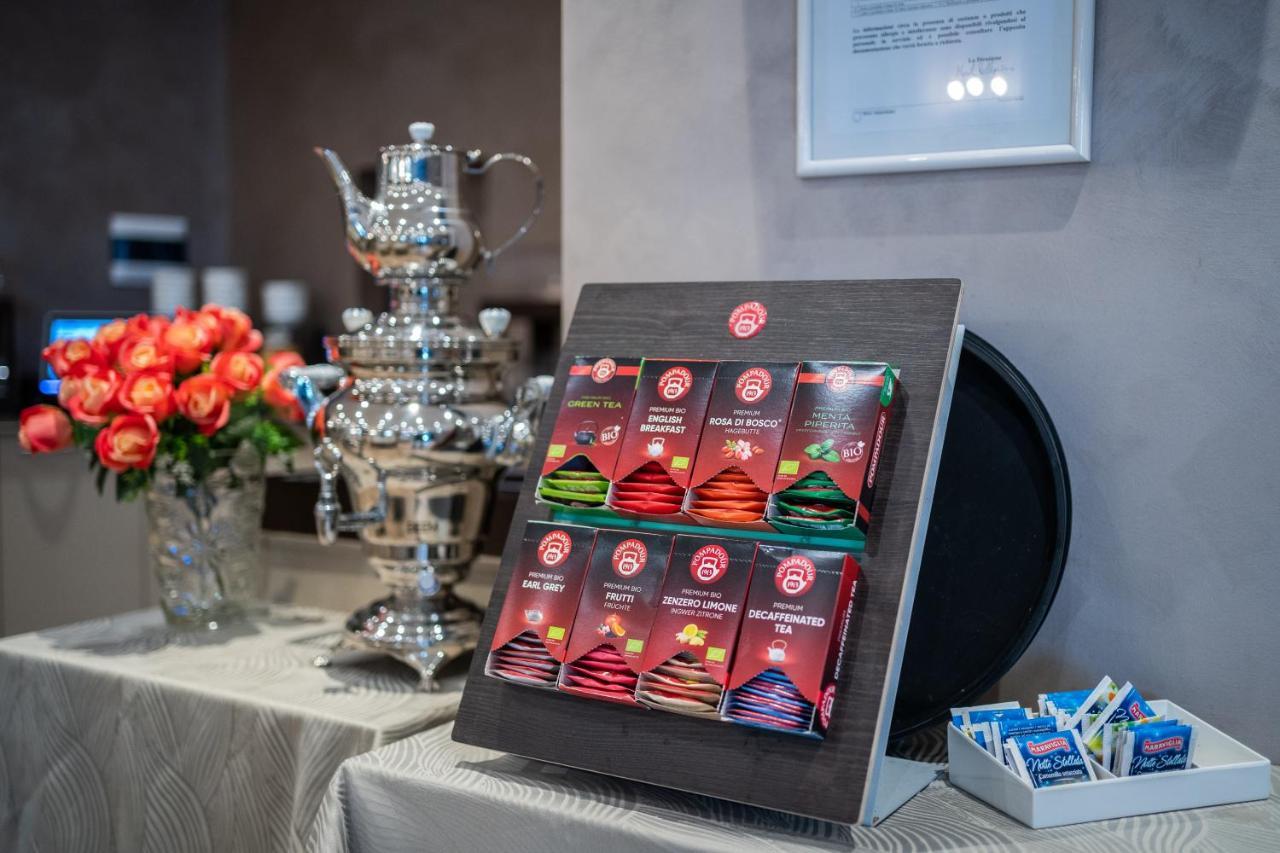 Hotel Globo Suite-Correnti Hotels San Remo Zewnętrze zdjęcie
