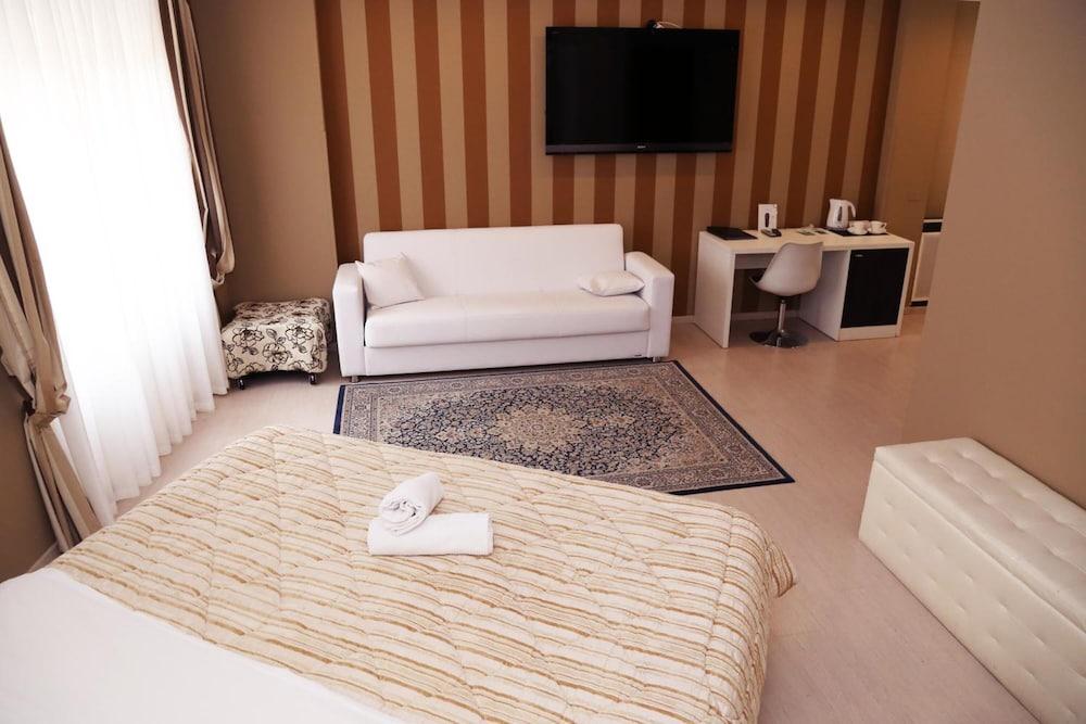 Hotel Globo Suite-Correnti Hotels San Remo Zewnętrze zdjęcie
